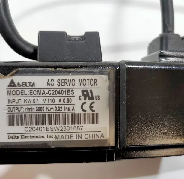 Delta B2 Series Single Phase AC Servo Motor Drive 100W Injection Machine Tools Ecma-C20401es/GS